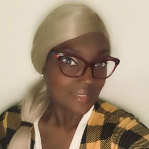 Meet your Posher, Roz